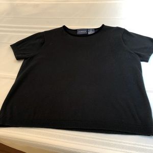 Short sleeve black sweater